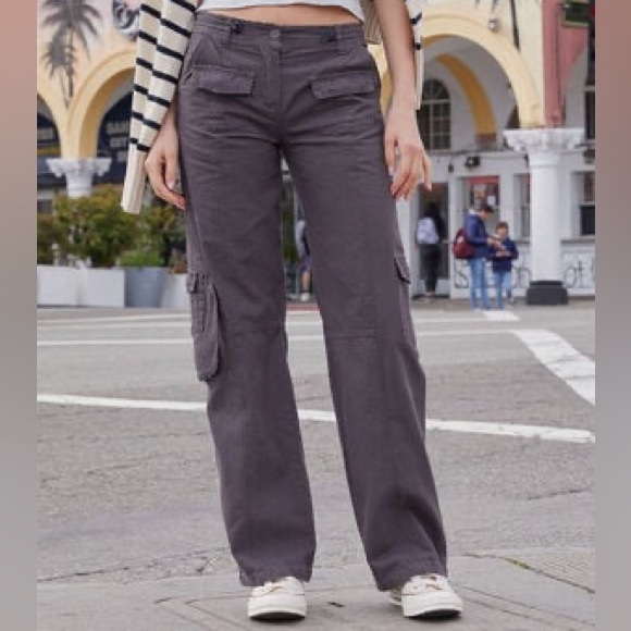 Brandy Melville Pants - Brandy Melville John Galt Kim Cargo Pants in Grey/Brown size 27